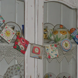 SHABBY CHIC WOODEN BUNTING MADE WITH CATH KIDSTON DESIGNS DRESSER GARLAND PARTY 