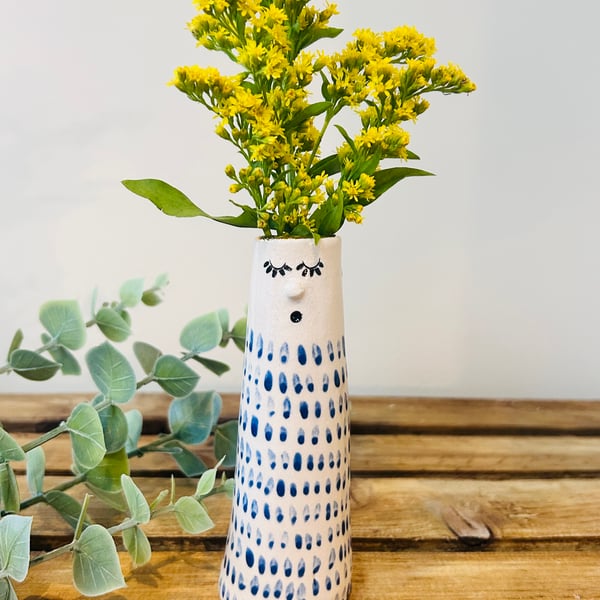 Small People Vase 