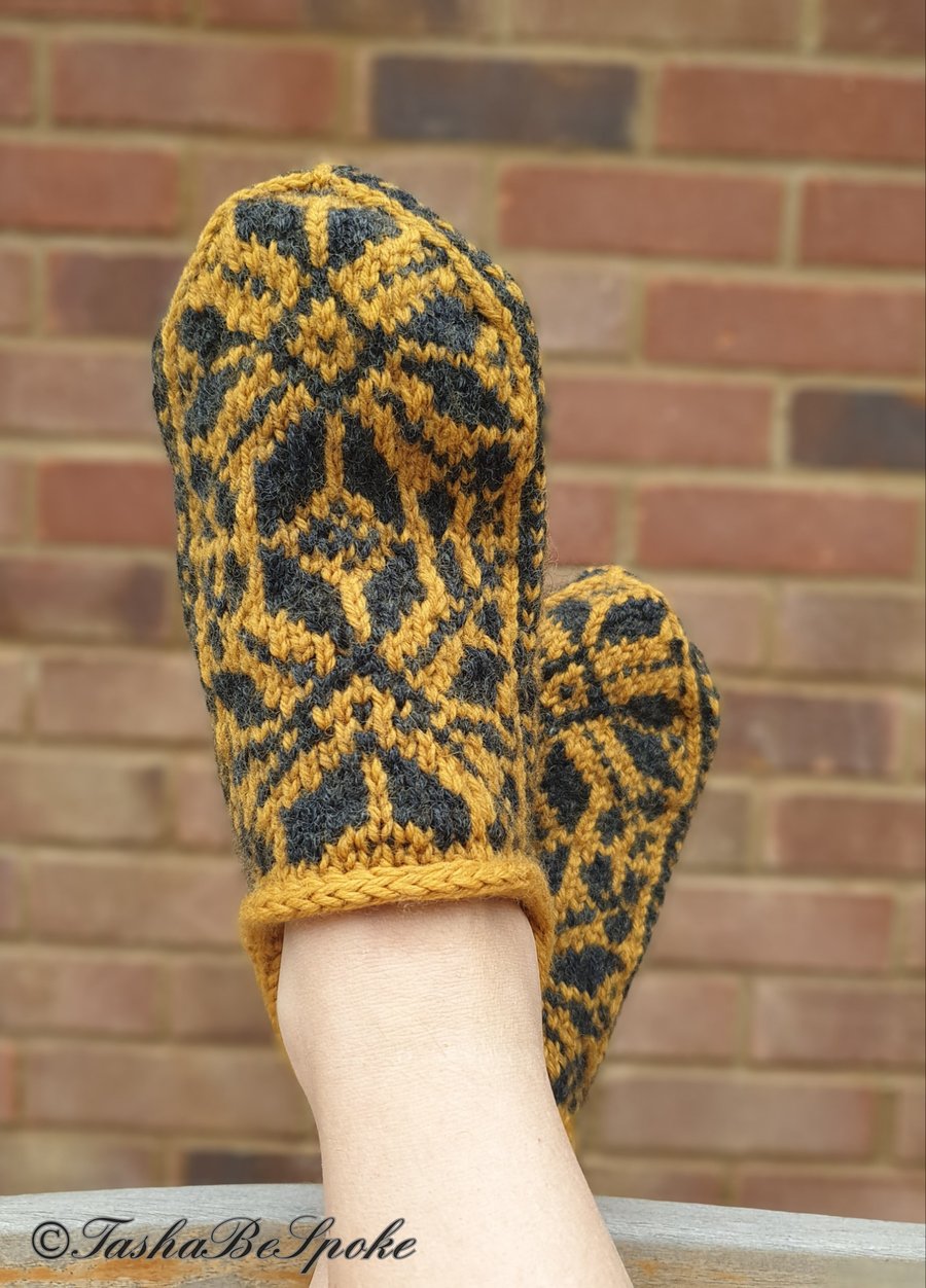 Knitted men slippers, Wool winter socks, Dorm boots, Gift for men