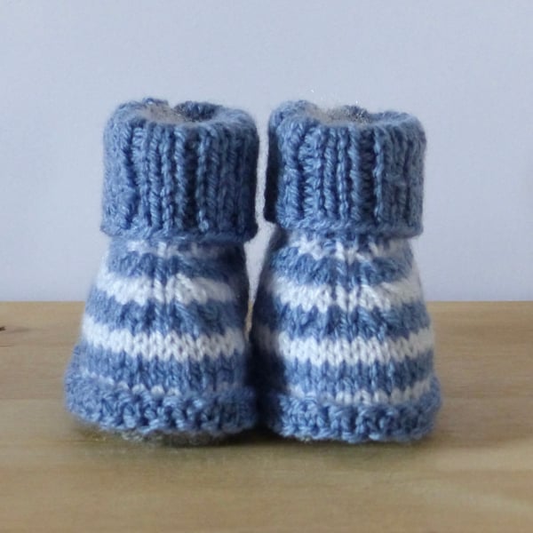 Knitted Baby Booties