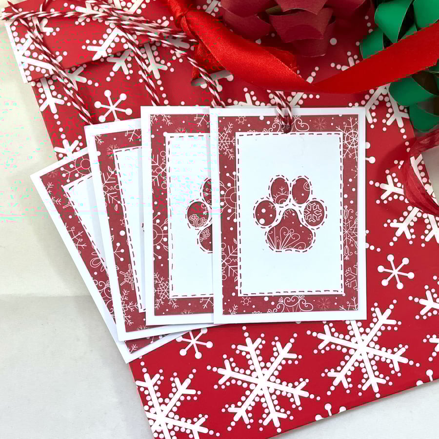Pack of 4 Christmas gift tags - Paw prints