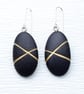 Black pebble earrings, inspired by nature with gold lines and silver earwires - Image 5