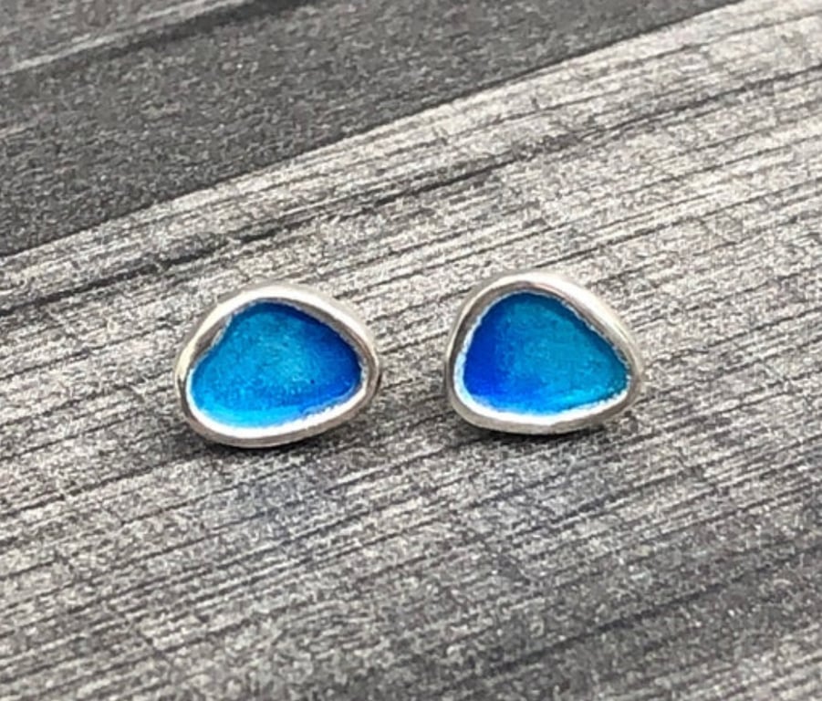 Deep Sea Pebble Studs, enamel studs, blue studs, pebbles studs, pebbles, 