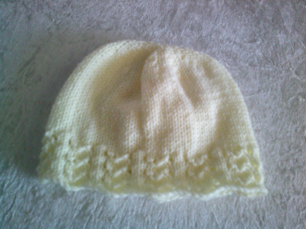 Hand Knitted Lemon Baby Hat - size 3-6 months 