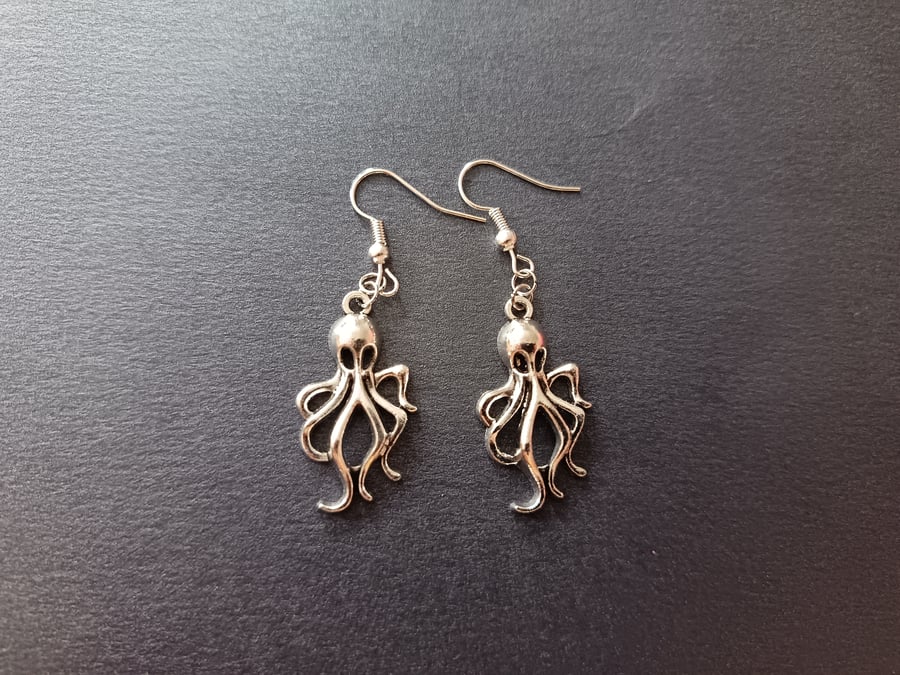 Silver dangle octopus earrings 