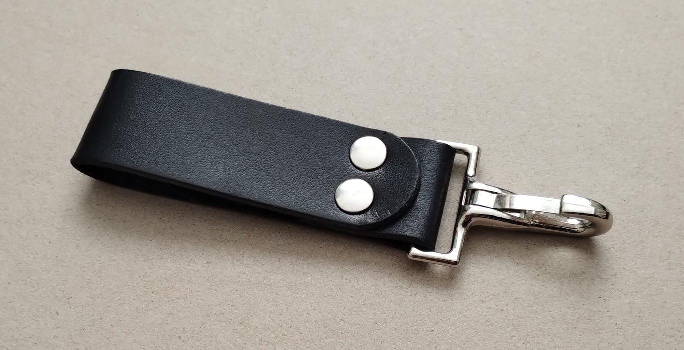 Leather Keyring Tactical Belt Dangler Spring Clip Hook Riveted