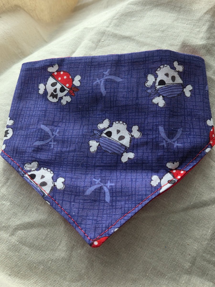 Elasticated slip-on Dog Bandana - Size S-M