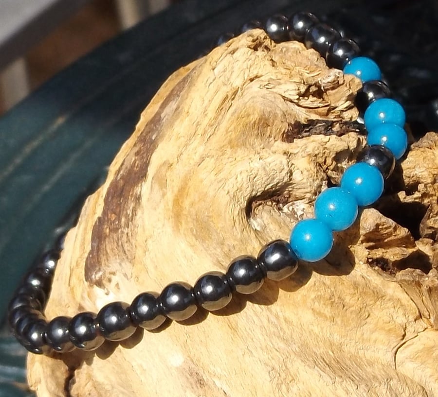 Hematite stretch bracelet with blue quartzite