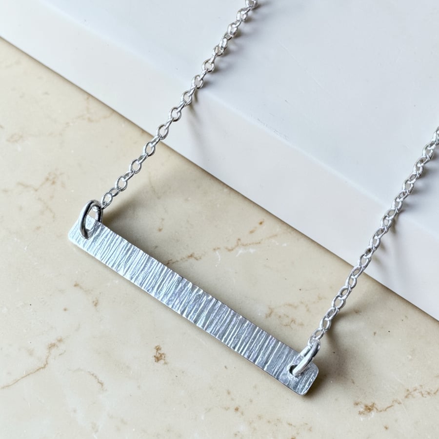 Silver bar necklace