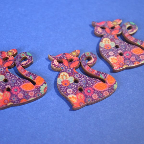 Wooden Cat Button Purple Orange Red 3pk 30x25mm Kitty Pussy Kitten (CT10)