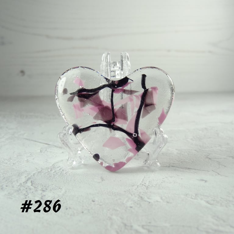 Pink purple black heart fused glass pocket hug with stand 5x4.5cm (286)