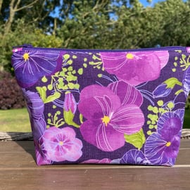 Pansy Posies Zipped Make up Bag