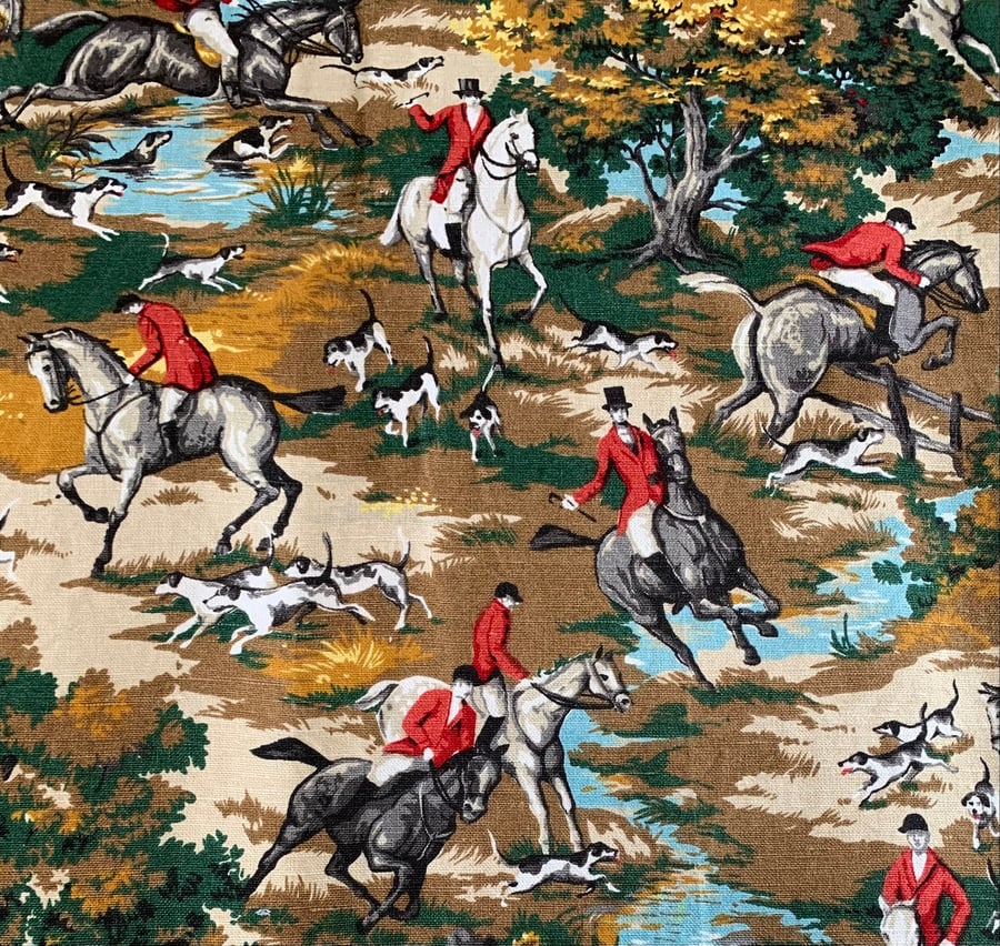 English CountrsideHorse  Hound TARPORLEY  Vintage style Fabric Lampshade option