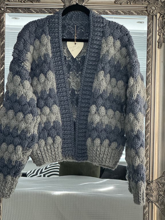 Bubble knit 2 tone hand knitted cardigan size 8-10