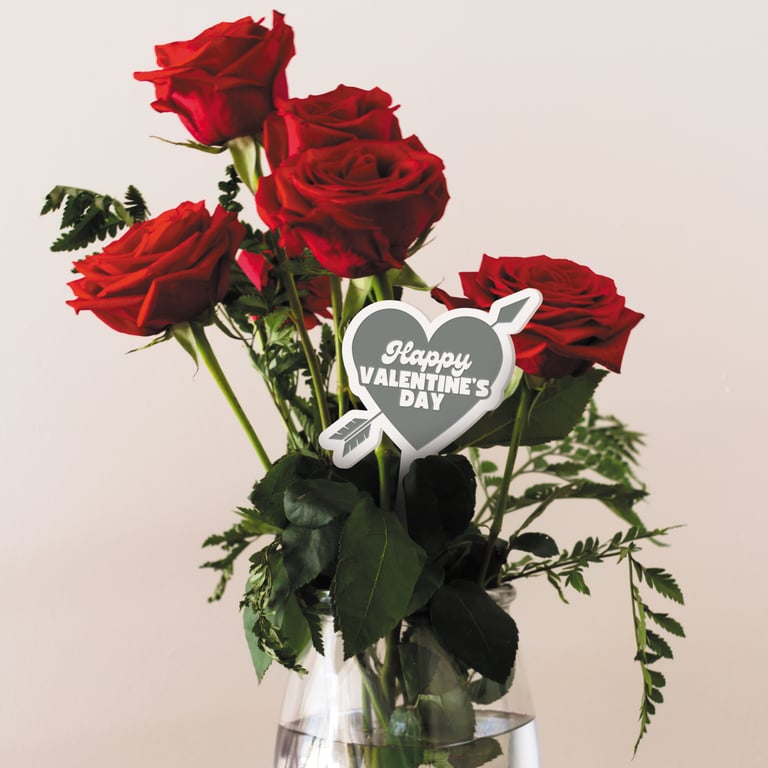 Personalised Valentine's Day Bouquet Stick – Arrow Heart: Custom Flowers Gift 
