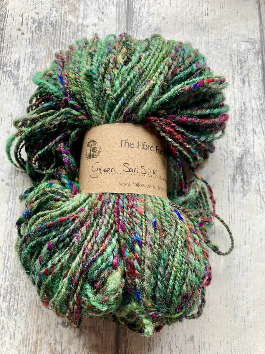 Hand spun art yarn Applelace 95g