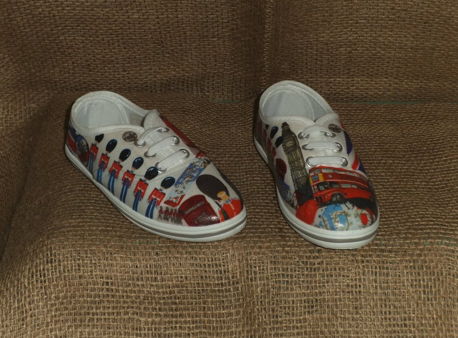 Decorated Canvas Shoes CHILDREN'S SIZE 9 London Great Britain Unique Decoupage 