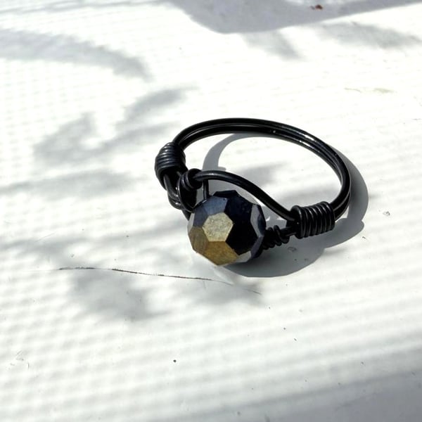 Blackness - wire ring
