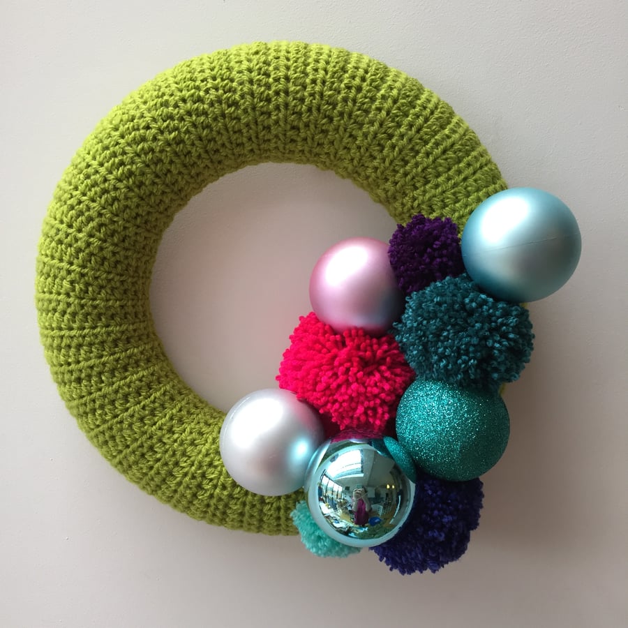 Crochet Christmas wreath with baubles and pompoms, free UK shipping