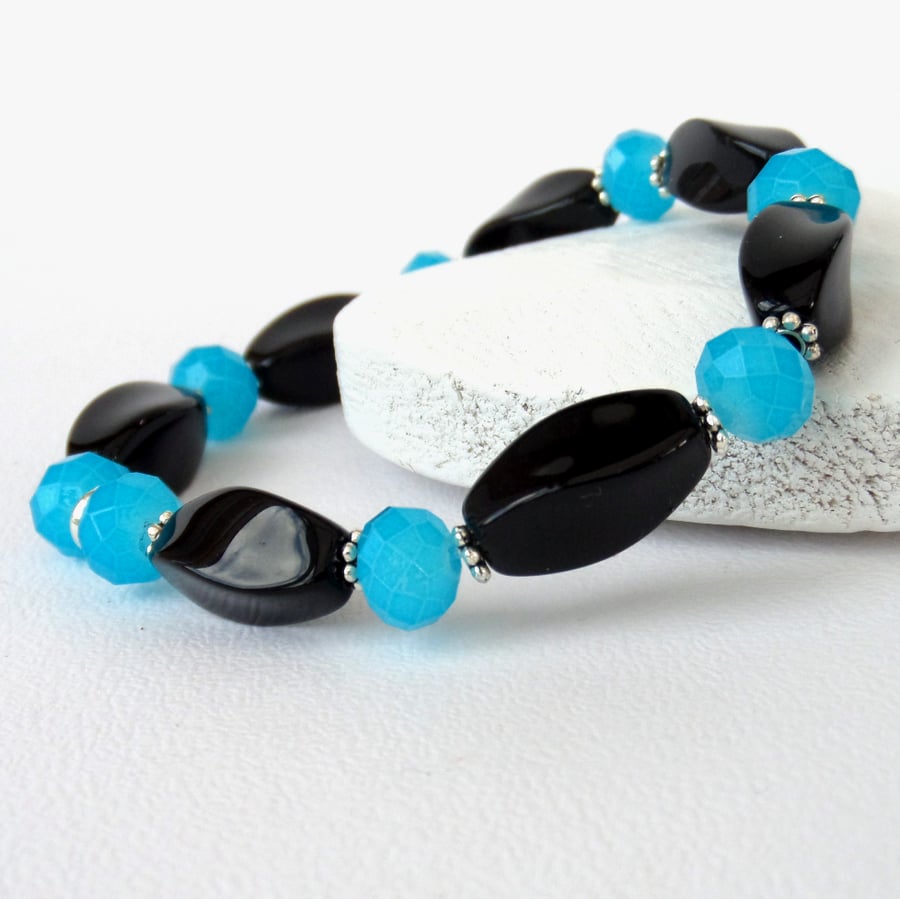 Black onyx and cyan blue crystal stretchy bracelet