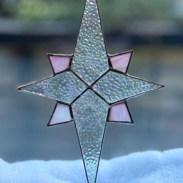 Stained glass Bethlehem star - Clear irridised dimpled glass with wispy pink qua