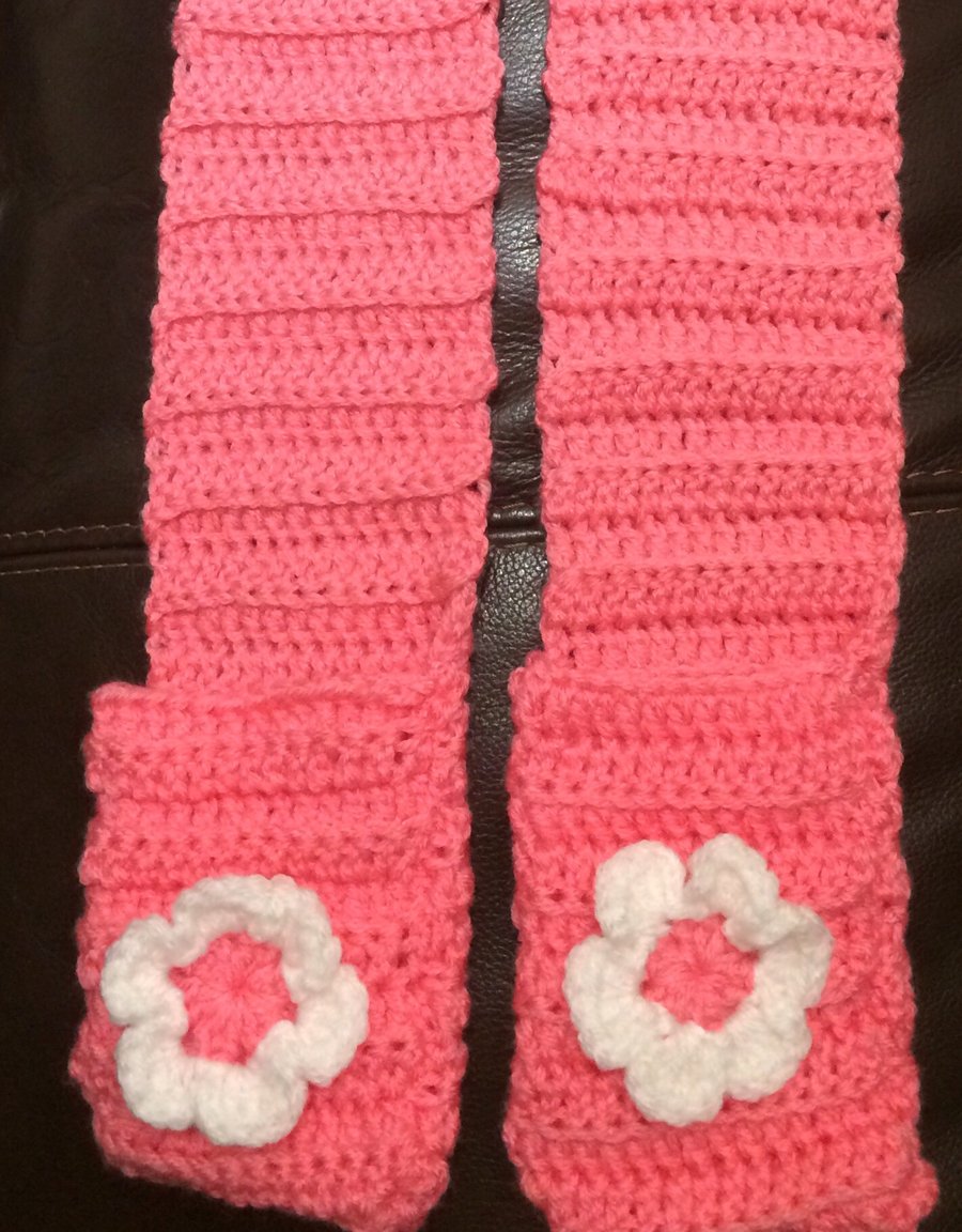 Crochet Little Girls Scarf
