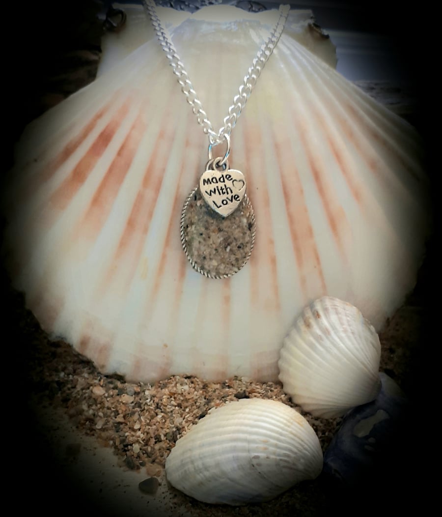 Great Western beach sand filled pendant necklace