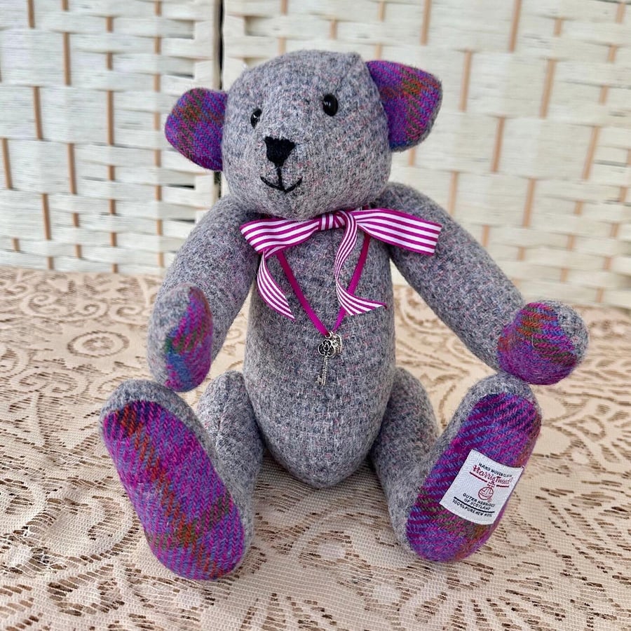 Angus: Harris Tweed Artist Bear 33cm (13”)