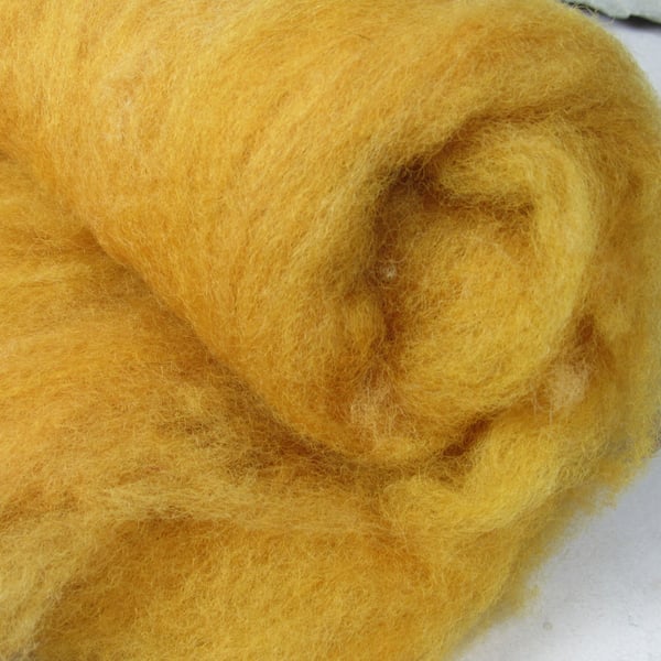 10g Naturally Dyed Golden Yellow Llanwenog Felting Wool
