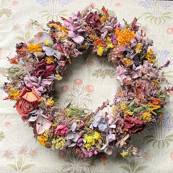 Dried Flower Wreath. 26cm Diameter. Handmade.