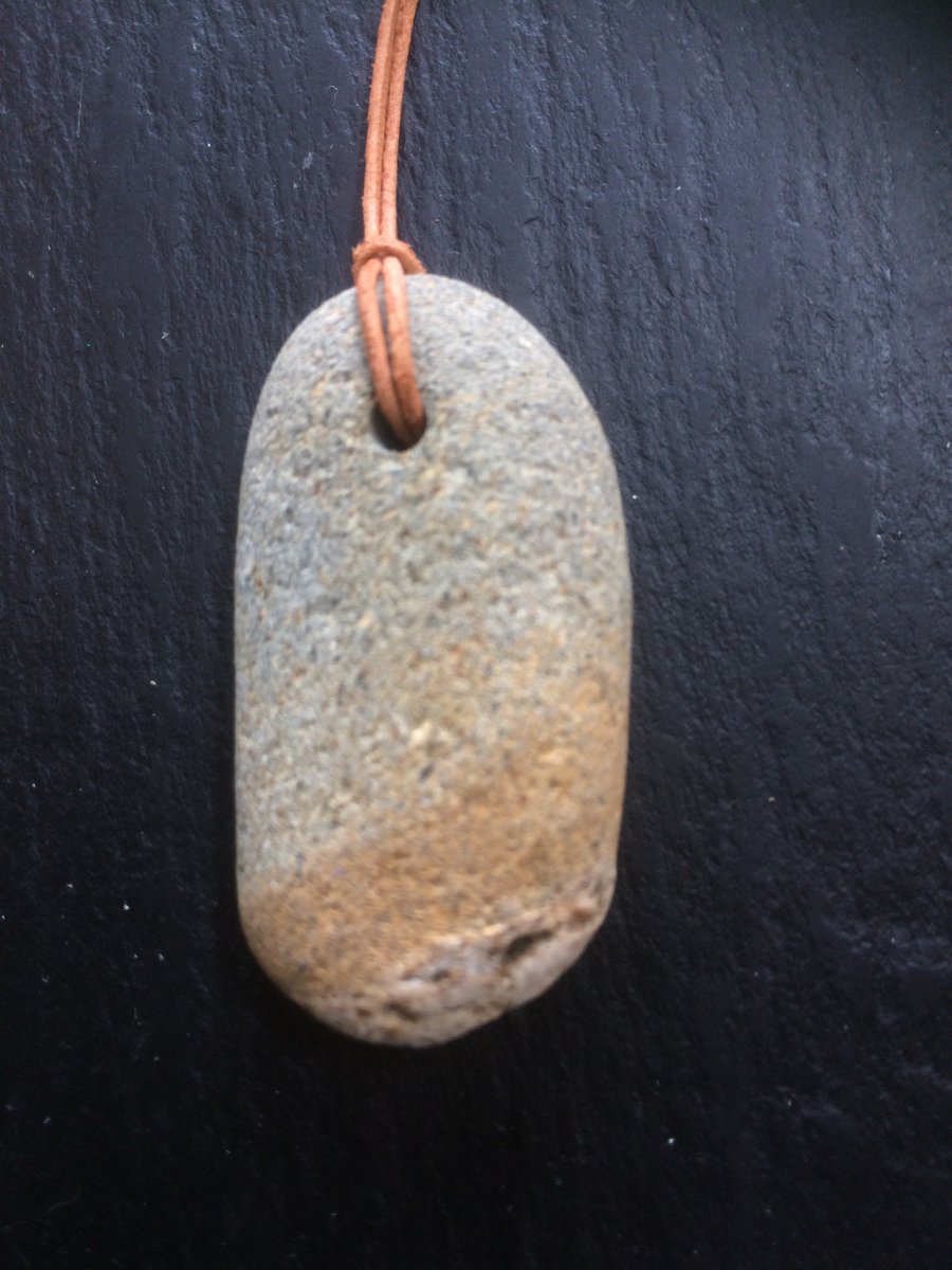 Pebble pendant