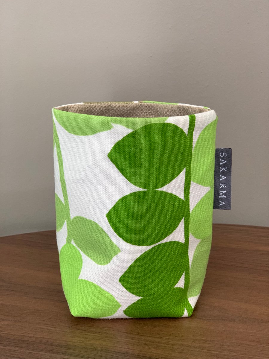 Tin Can Cosy - Green & Gold Leaves 2