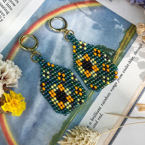 Handmade Sunflower Beaded Earrings – Bright & Playful Autumn Jewellery