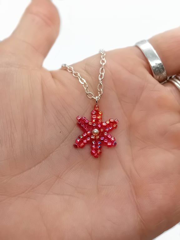 Red and pearl flower beaded pendant trace silver chain necklace