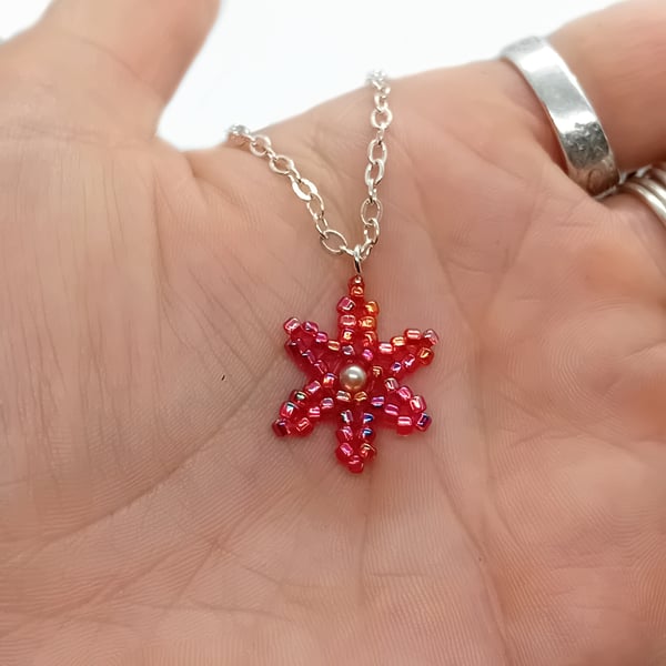 Red and pearl flower beaded pendant trace silver chain necklace