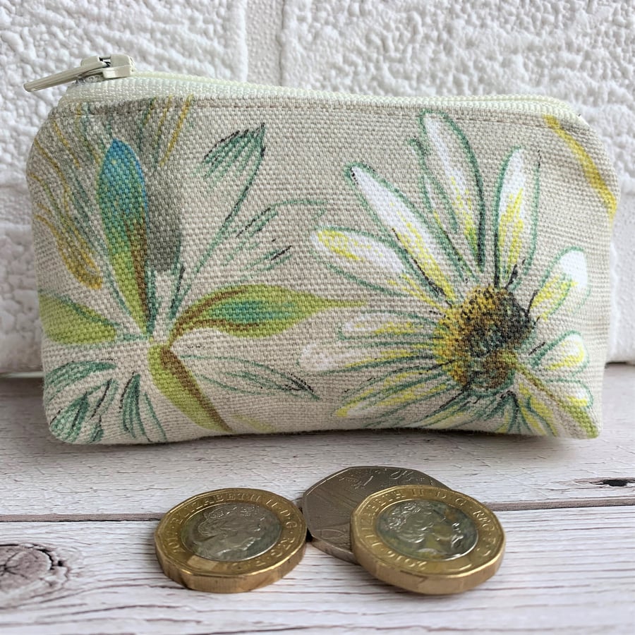 Small purse, coin purse with summer meadow daisy print