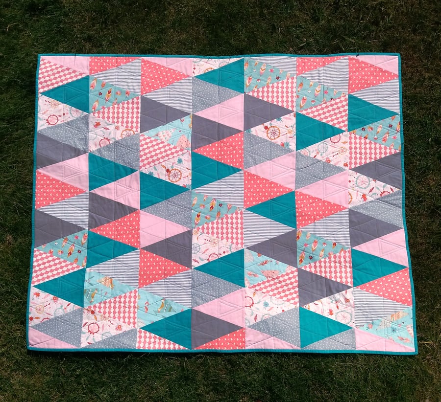 Triangle Baby Quilt or Playmat
