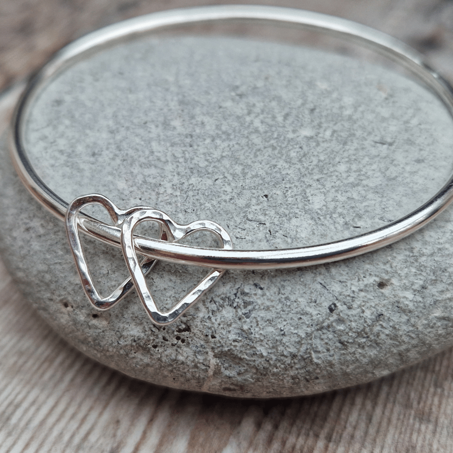 Sterling Silver Smooth Open Heart Bangle - JBJ5004