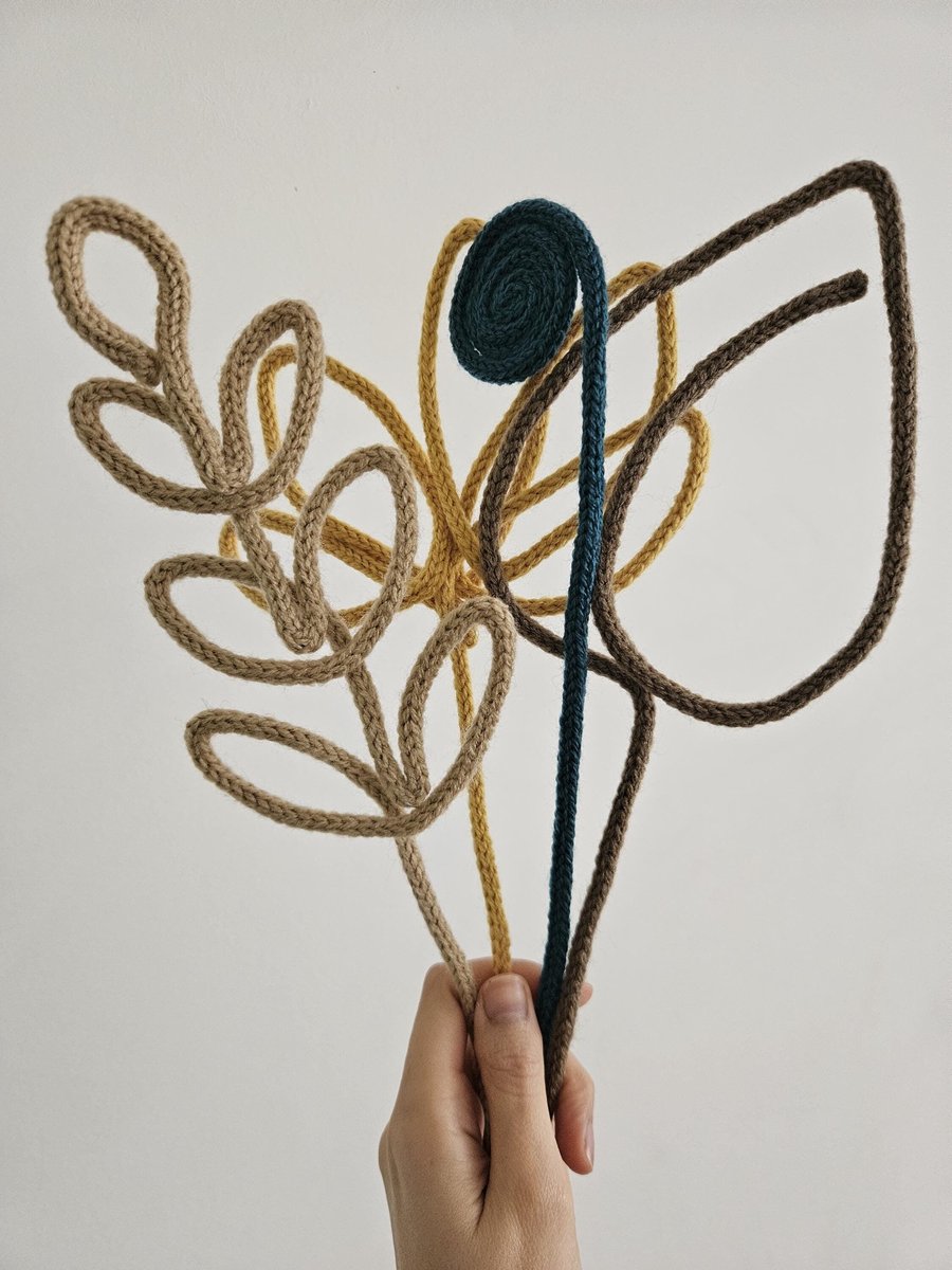 Handmade Knitted Wire Flowers: Autumnal Home Decor, Set of 4