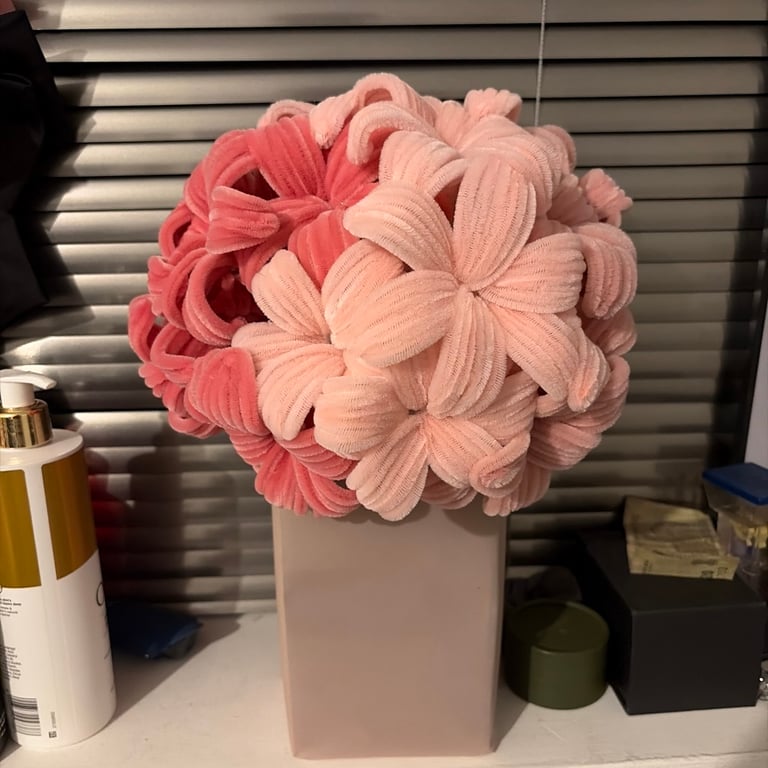 Pipecleaner Lillies or Ribbon Rose Bouquets