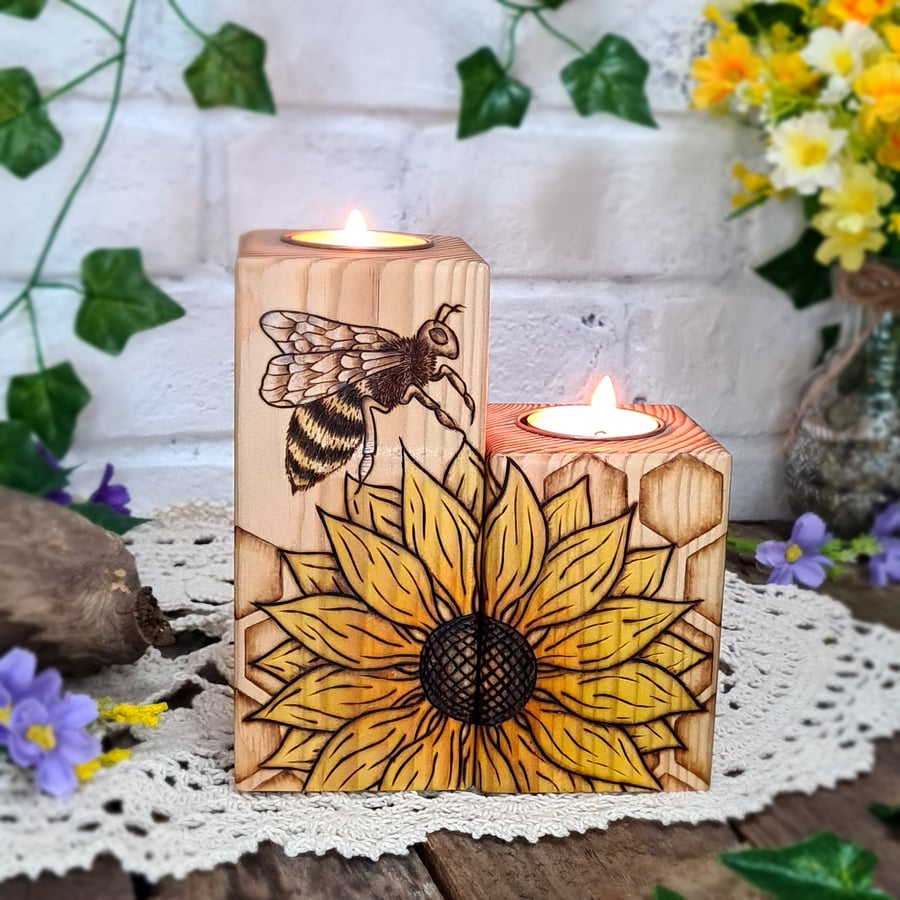 2 piece bee candle holder set