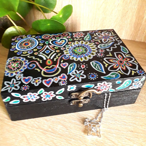Wooden keepsake box with handrawn Folk Art Doodle.  
