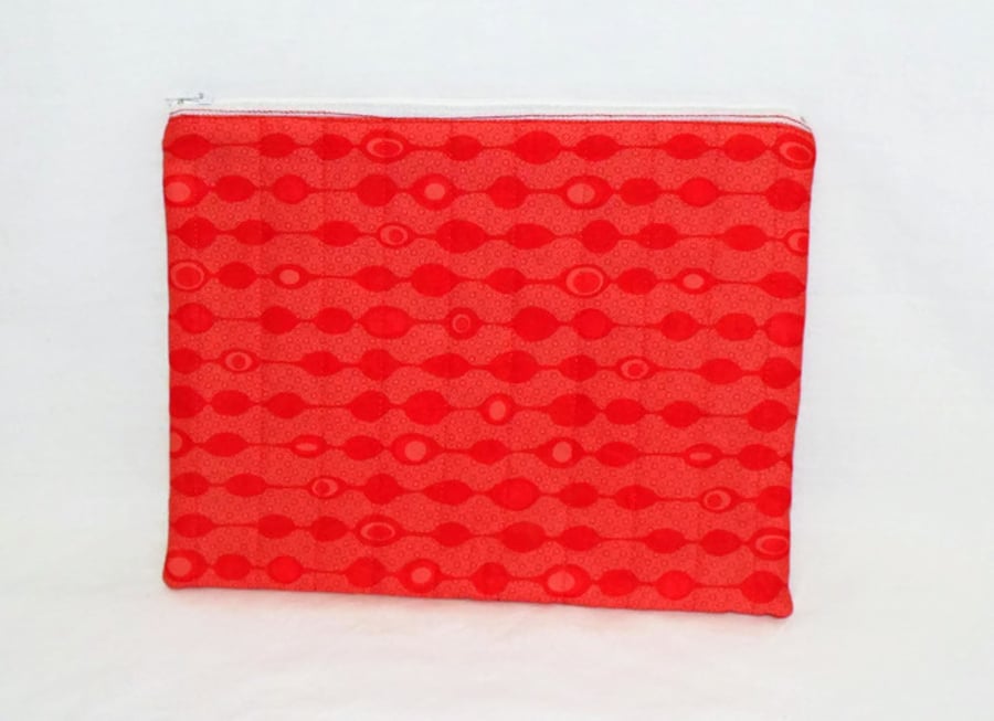 red zipped make up pouch, pencil case or crochet hook case