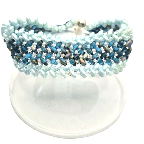 Multi coloured superduo beaded bracelet in herringbone pattern