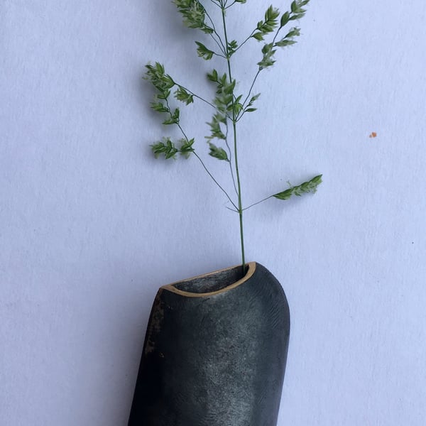 REDUCED A portable vase for walkers,countryside explorers, flower lovers 