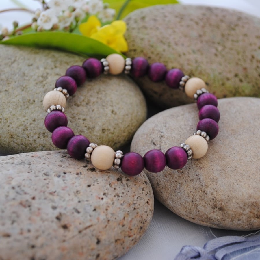 Purple wood bead bracelet (small) 