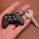 Gaming controller keyring - Hand painted.