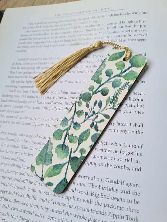 Wooden bookmark green foliage woodland design with tassel teacher gift