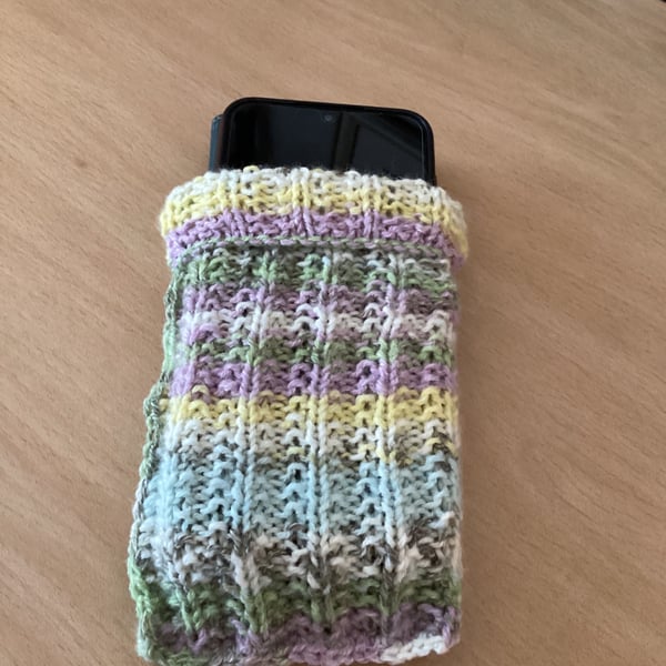 MOBILE PHONE SLEEVE 8x3.5" OR 20x9cm HAND KNITTED IN MULTICOLOURED YARN