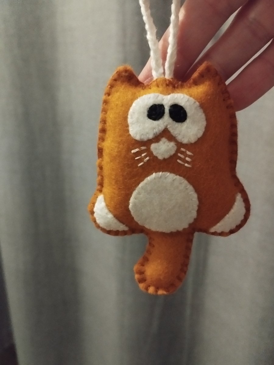 Wool felt cat room decoration 